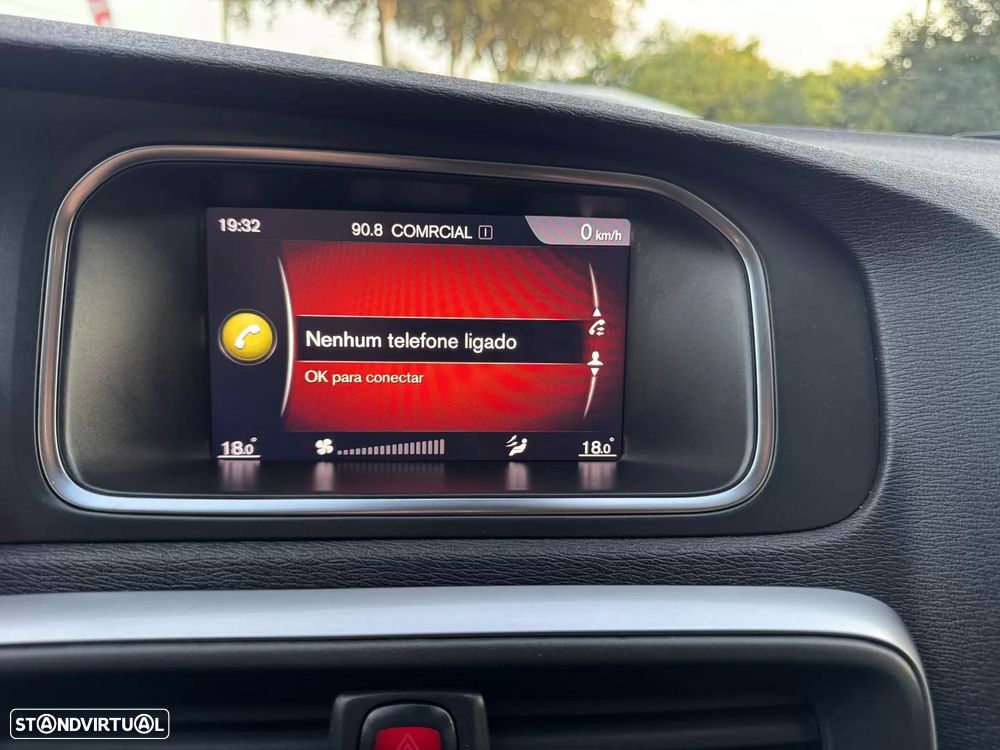 Volvo V40 Cross Country 1.5 T3 Geartronic - 12