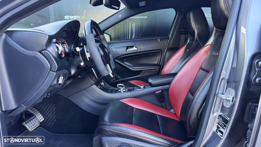 Mercedes-Benz A 45 AMG 4Matic Speedshift 7G-DCT Edition 1 - 11