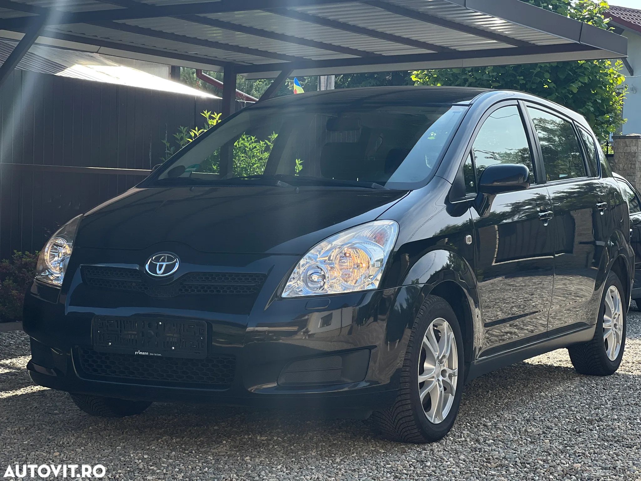 Toyota Corolla Verso 1.6 Luna - 1