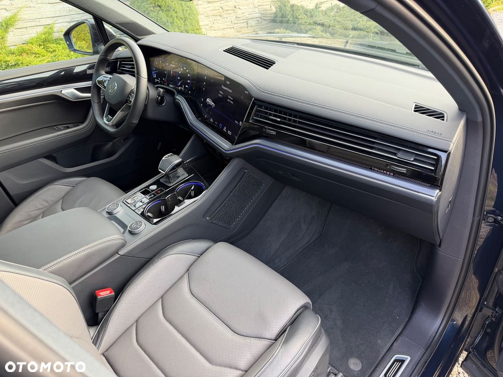 Volkswagen Touareg 3.0 V6 TDI SCR 4Motion Automatik R-Line - 24