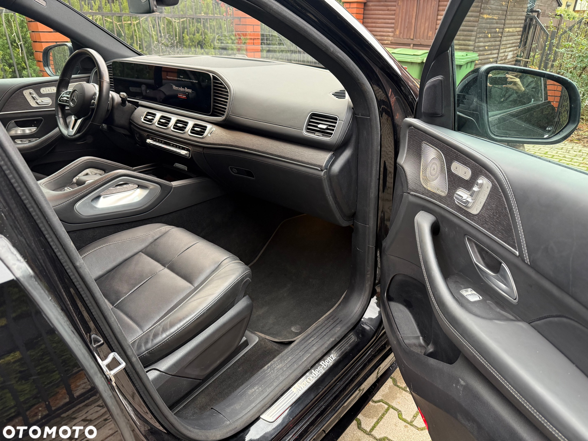 Mercedes-Benz GLE - 12