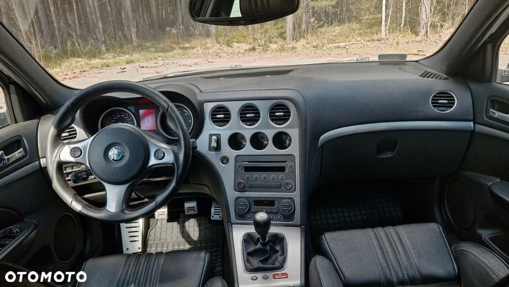 Alfa Romeo 159 2.4JTDM ti - 12