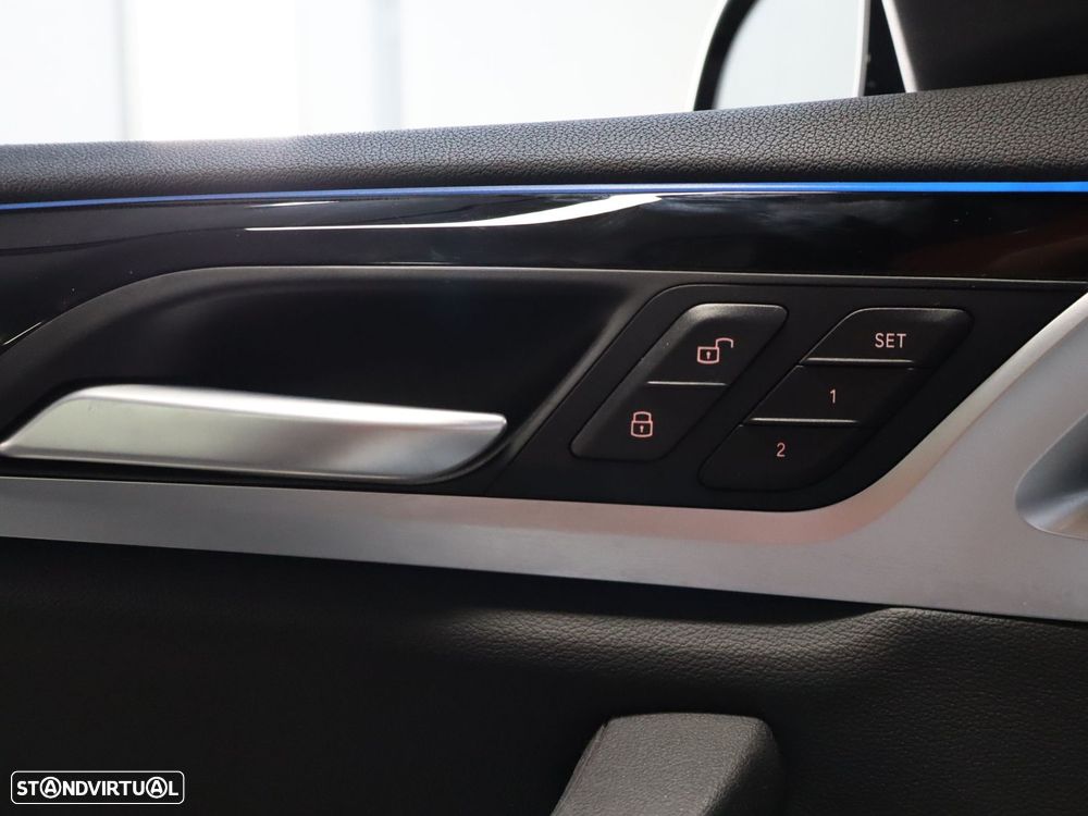 BMW iX3 M Sport Impressive - 26