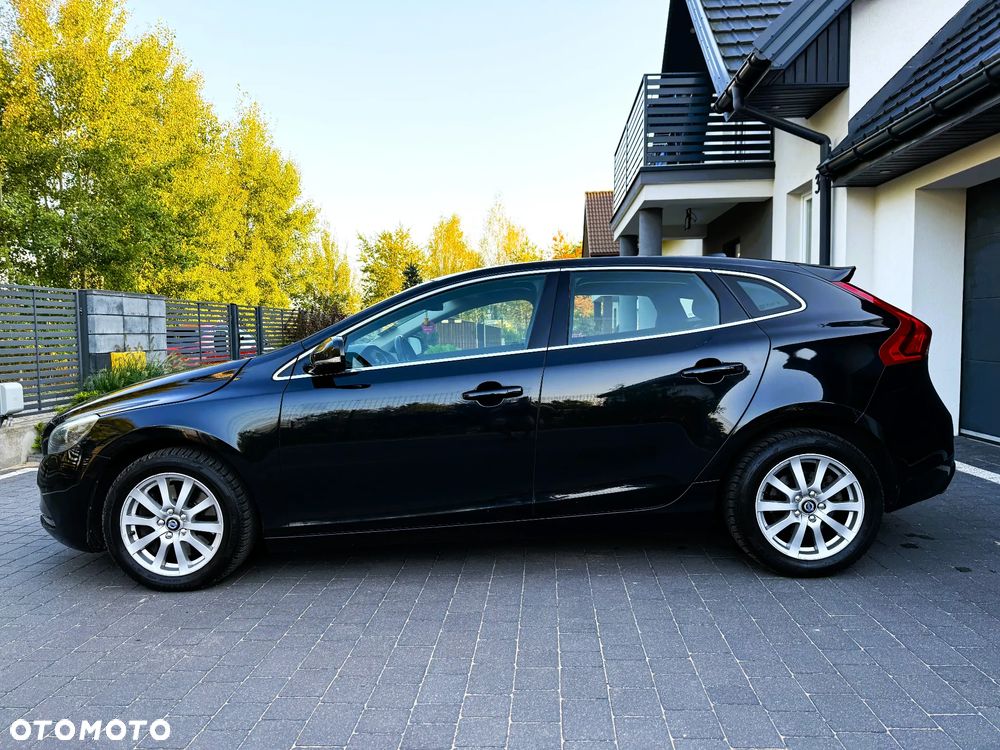 Volvo V40 D3 Momentum - 41