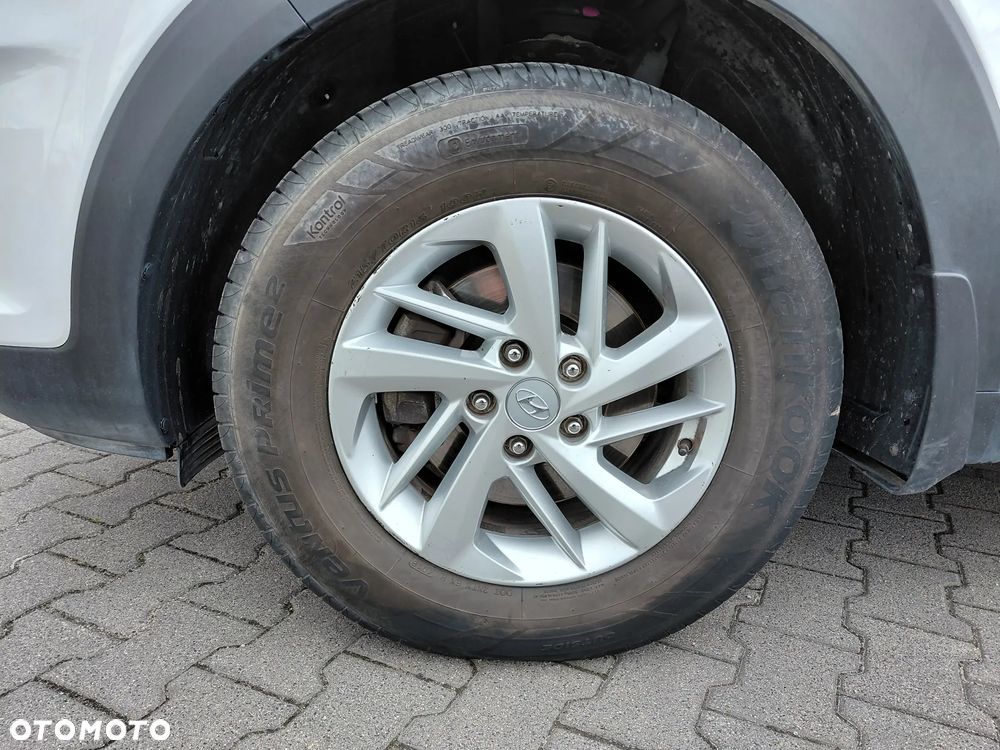 Hyundai Tucson 1.6 GDI BlueDrive Classic 2WD - 23