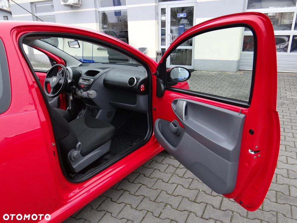 Toyota Aygo Cool&Go - 28