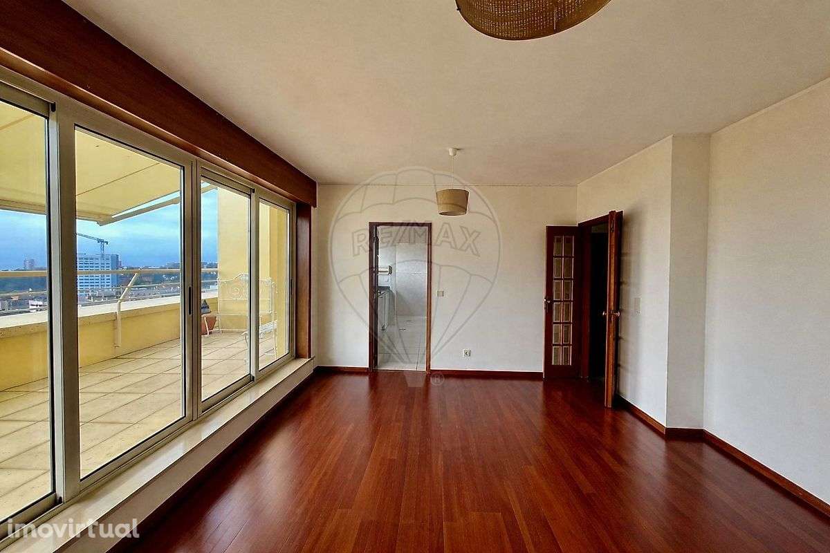 Apartamento T2 para arrendamento - Grande imagem: 4/19