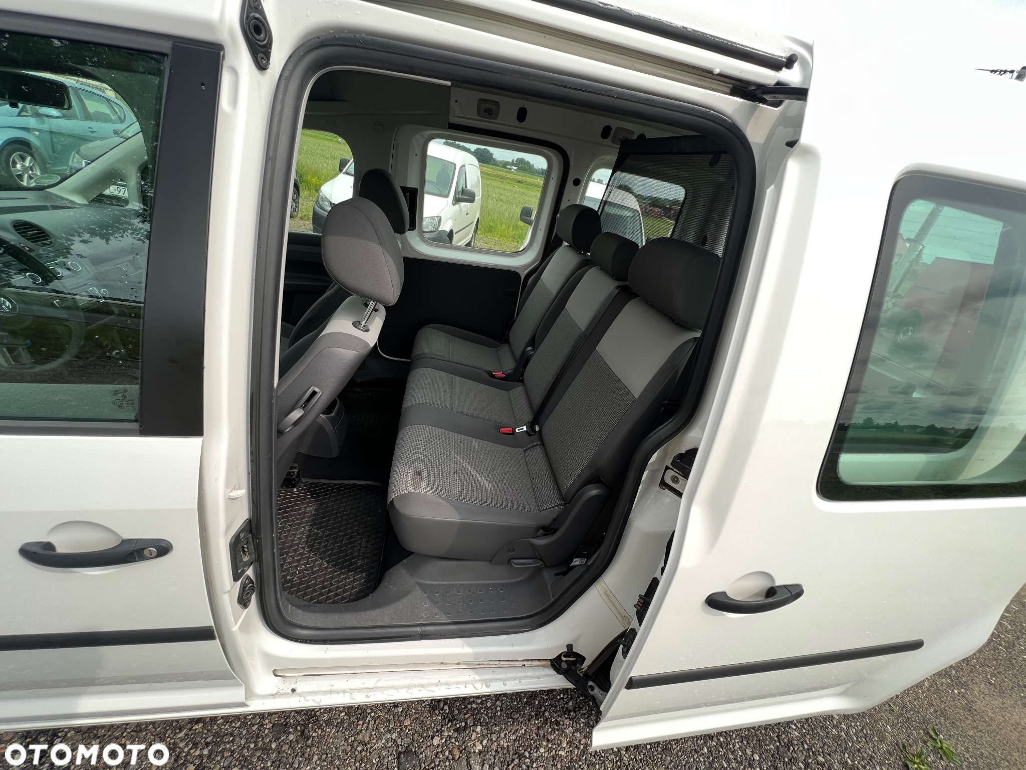 Volkswagen Caddy - 38