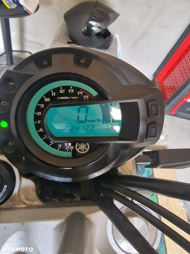 Yamaha FZ6 - 3