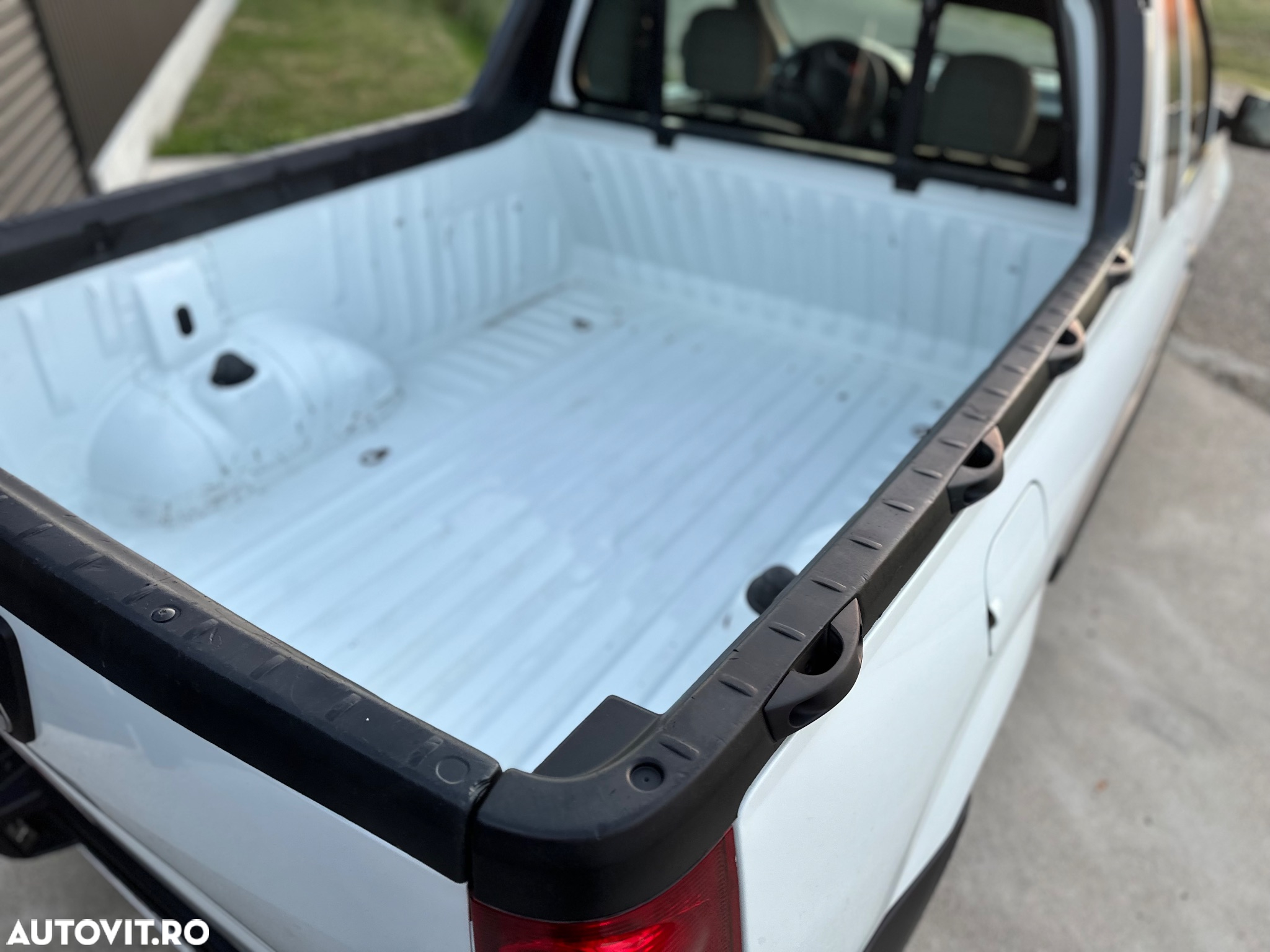 Dacia Pick Up - 22