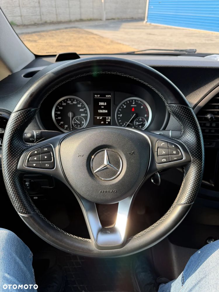 Mercedes-Benz Vito - 17