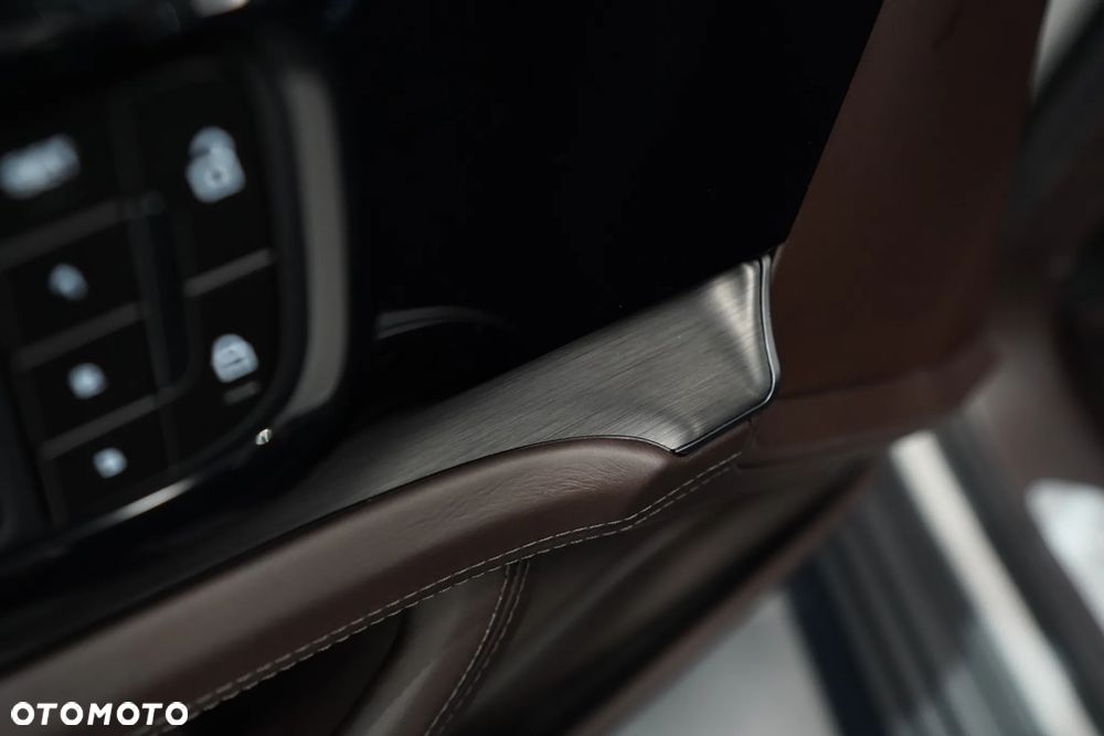 Porsche Panamera 4S E-Hybrid PHEV - 24