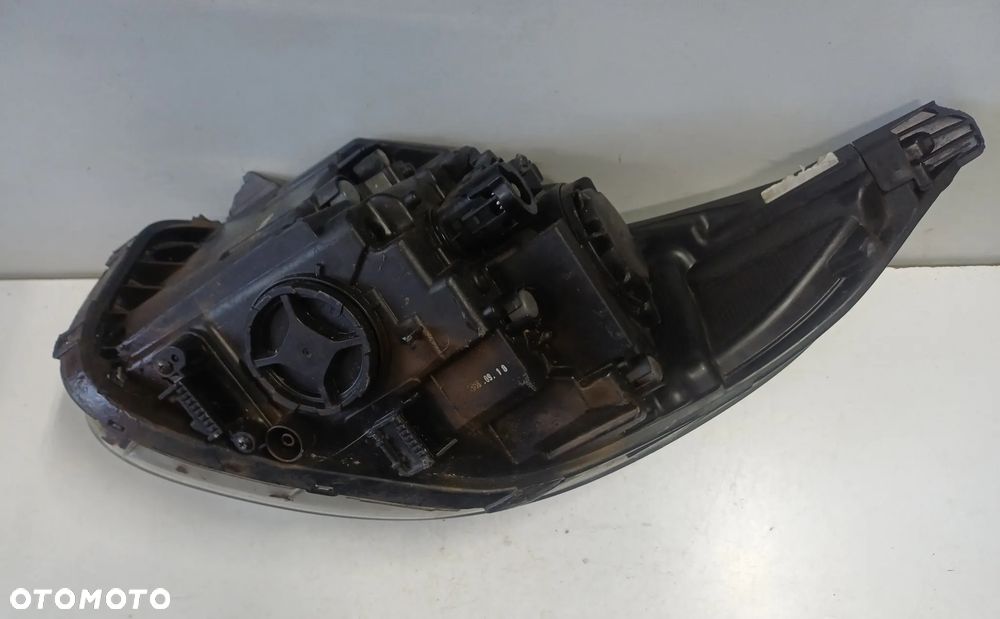 lampa prawy przod kia picanto III 3 17- europa - 12