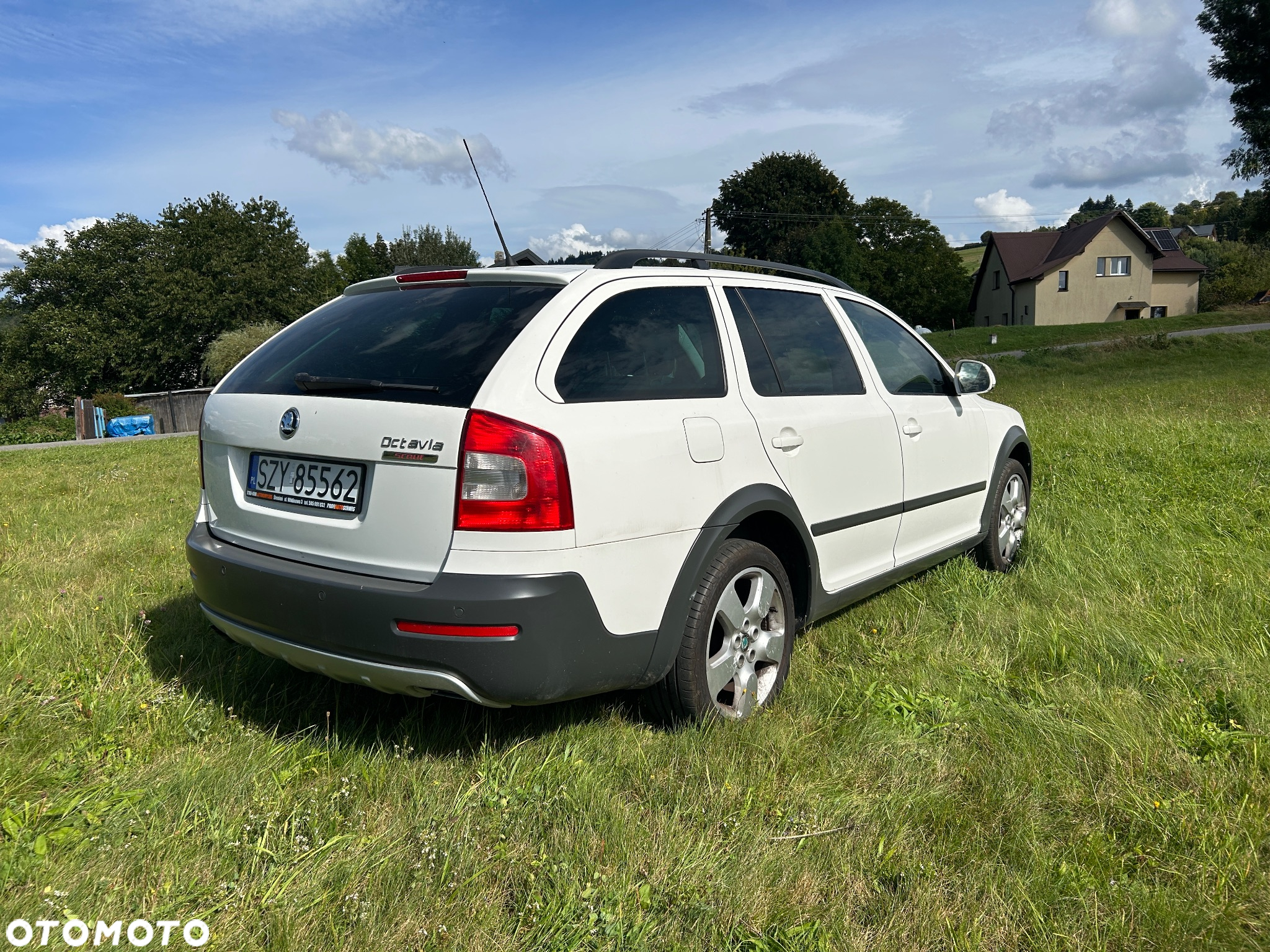 Skoda Octavia Scout 2.0 TDI DPF - 4