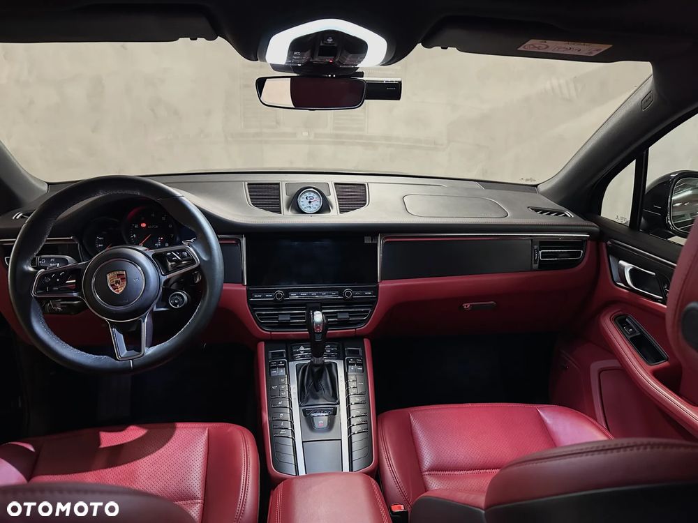 Porsche Macan - 3