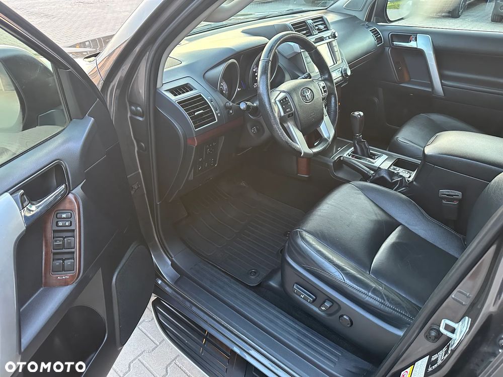 Toyota Land Cruiser LC 2.8 D-4D Invincible - 17