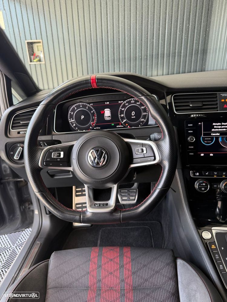 VW Golf GTI TCR 2.0 TSI OPF DSG - 9