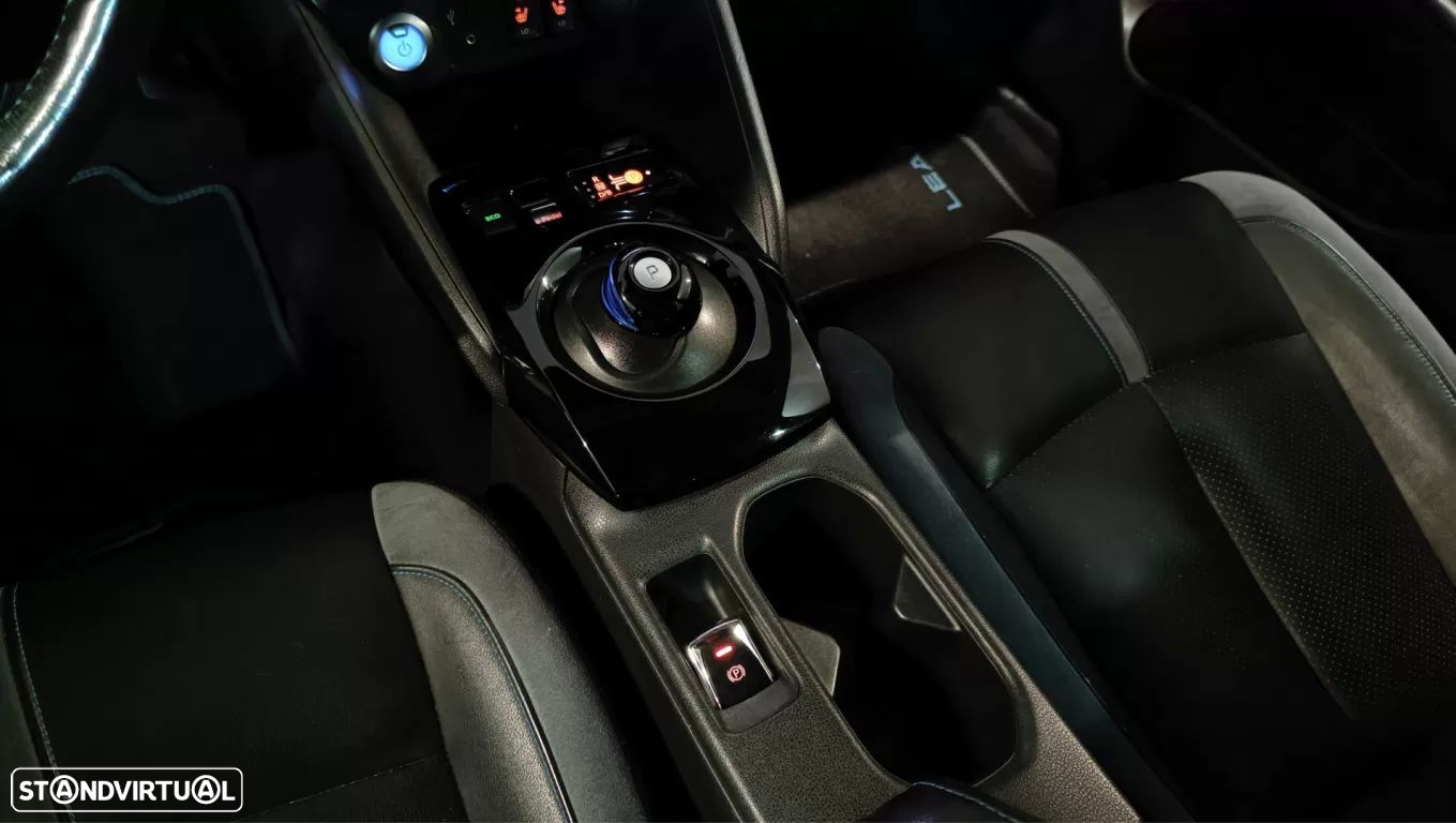 Nissan Leaf N-Connecta Full Led - 35