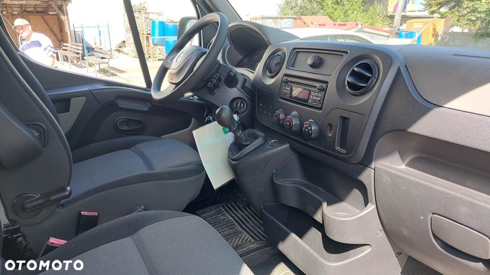 Renault Master - 13