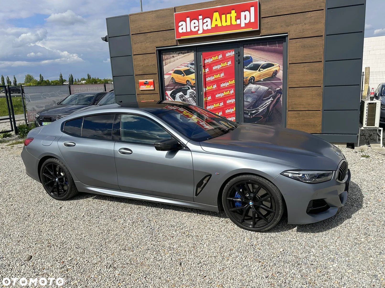 BMW Seria 8 M850i xDrive - 1