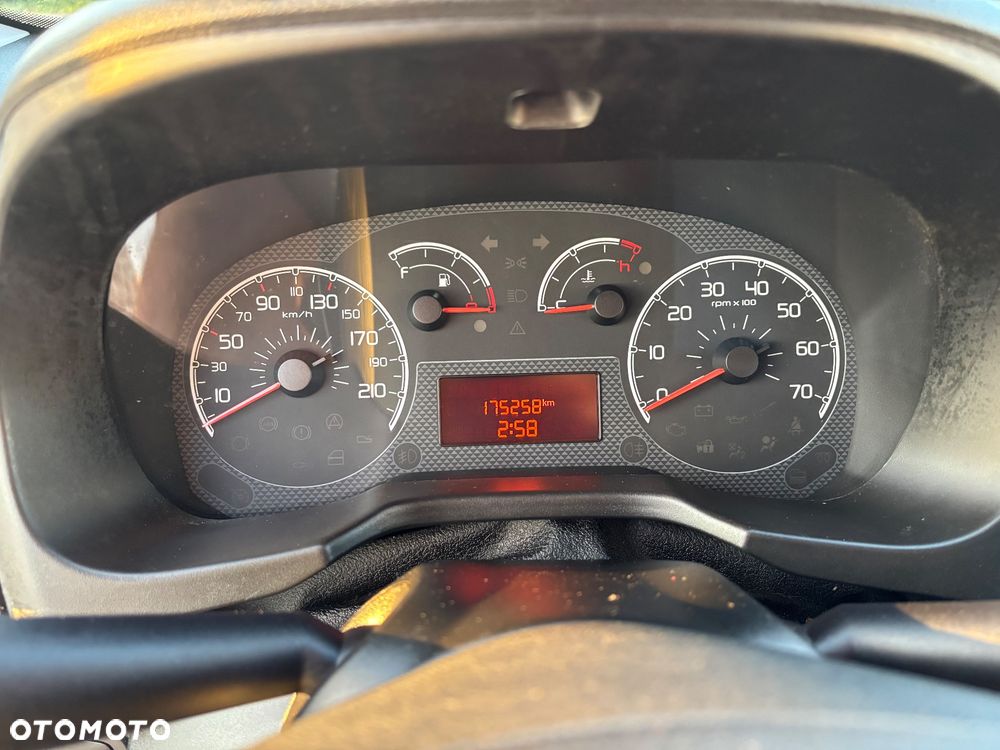 Citroën Nemo 1.3 HDi Plus - 22