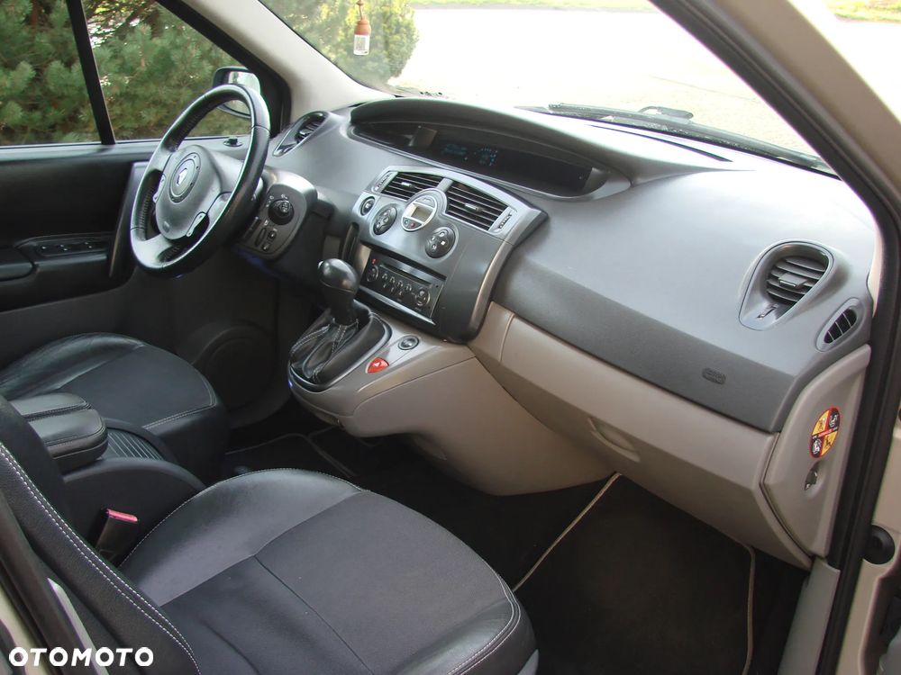 Renault Scenic - 13