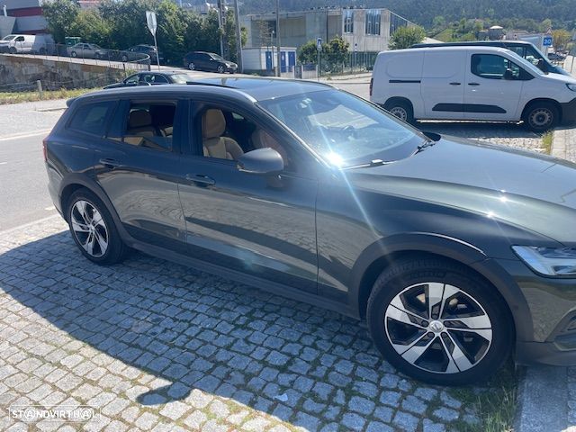 Volvo V60 2.0 D4 Inscription Geartronic - 4