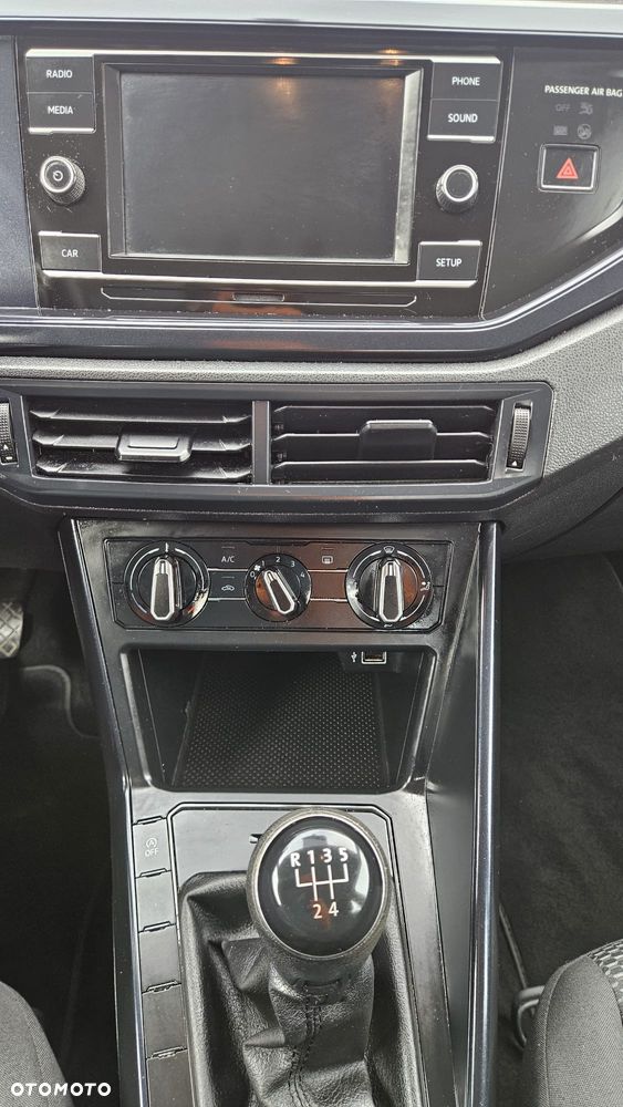 Volkswagen Polo 1.0 (Blue Motion Technology) Comfortline - 11