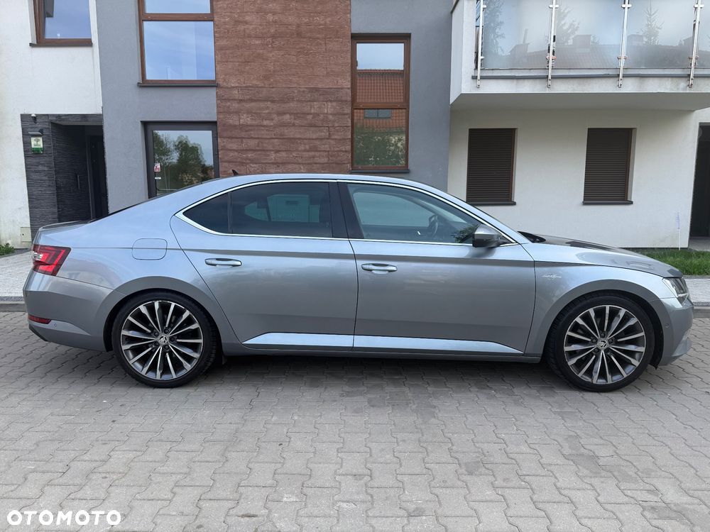 Skoda Superb 2.0 TDI L&K DSG - 14