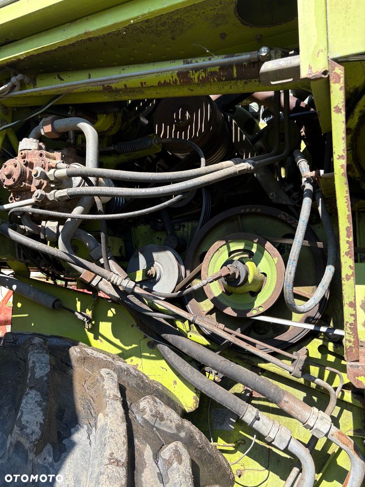 Claas Dominator 106 - 7
