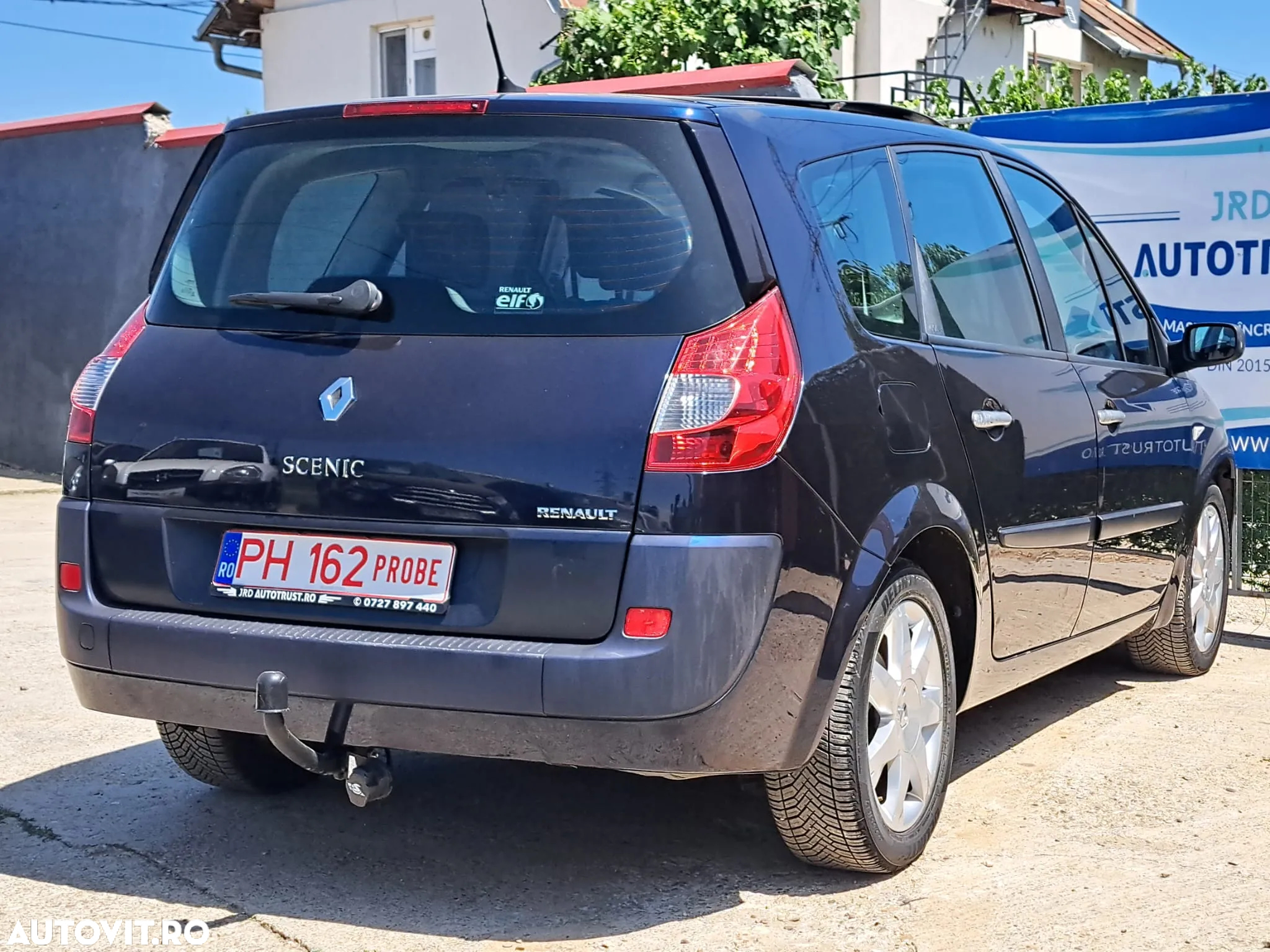 Renault Grand Scenic - 19