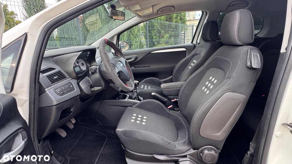 Fiat Punto Evo - 10
