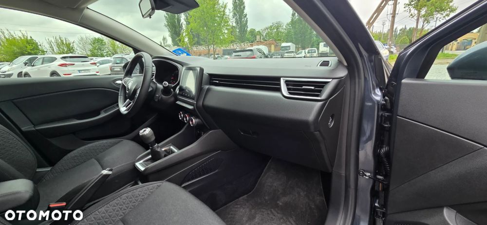 Renault Clio TCe 100 BUSINESS EDITION - 31