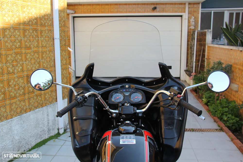 Honda CX - 11