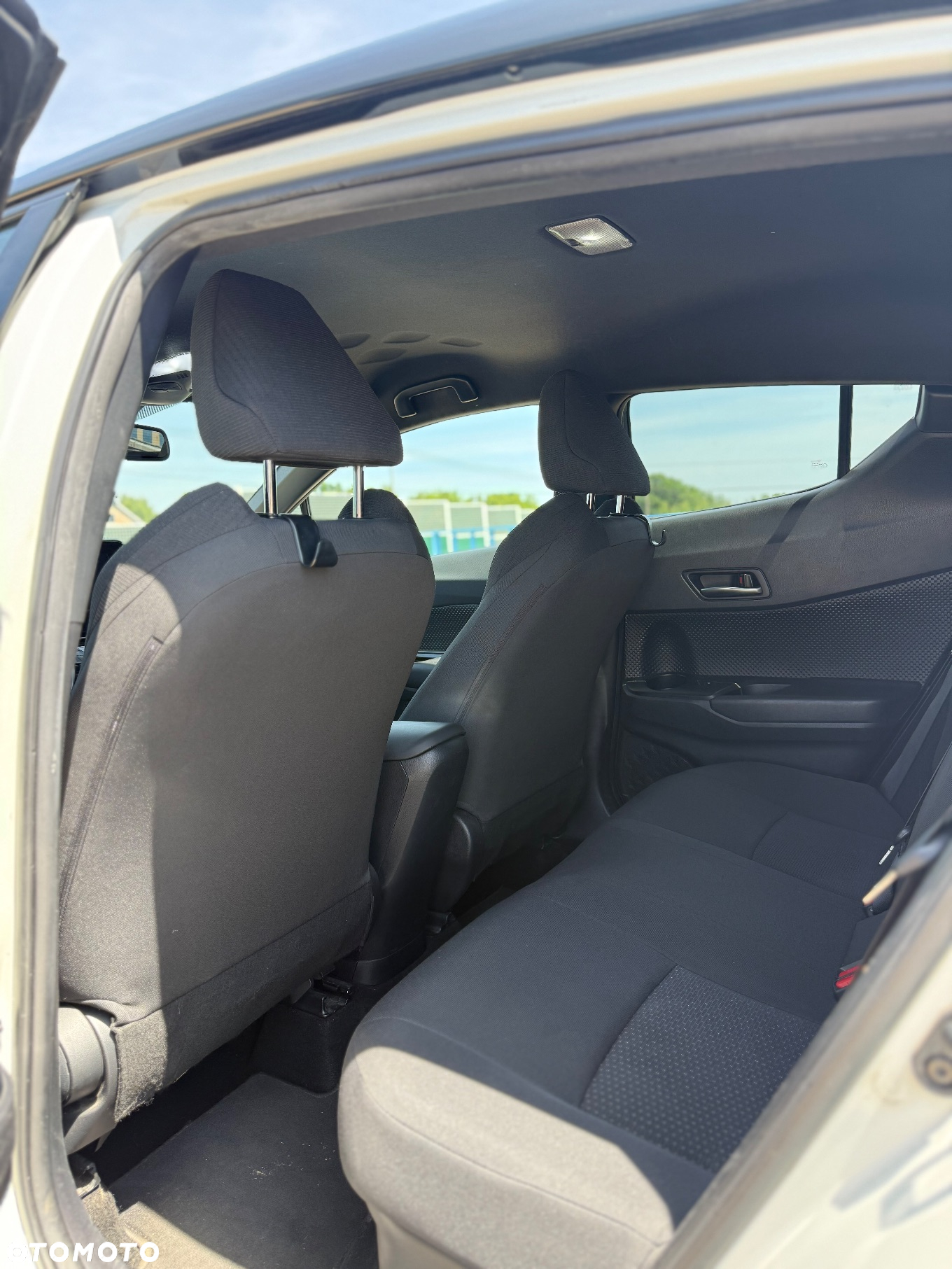 Toyota C-HR 1.8 Hybrid Comfort - 13