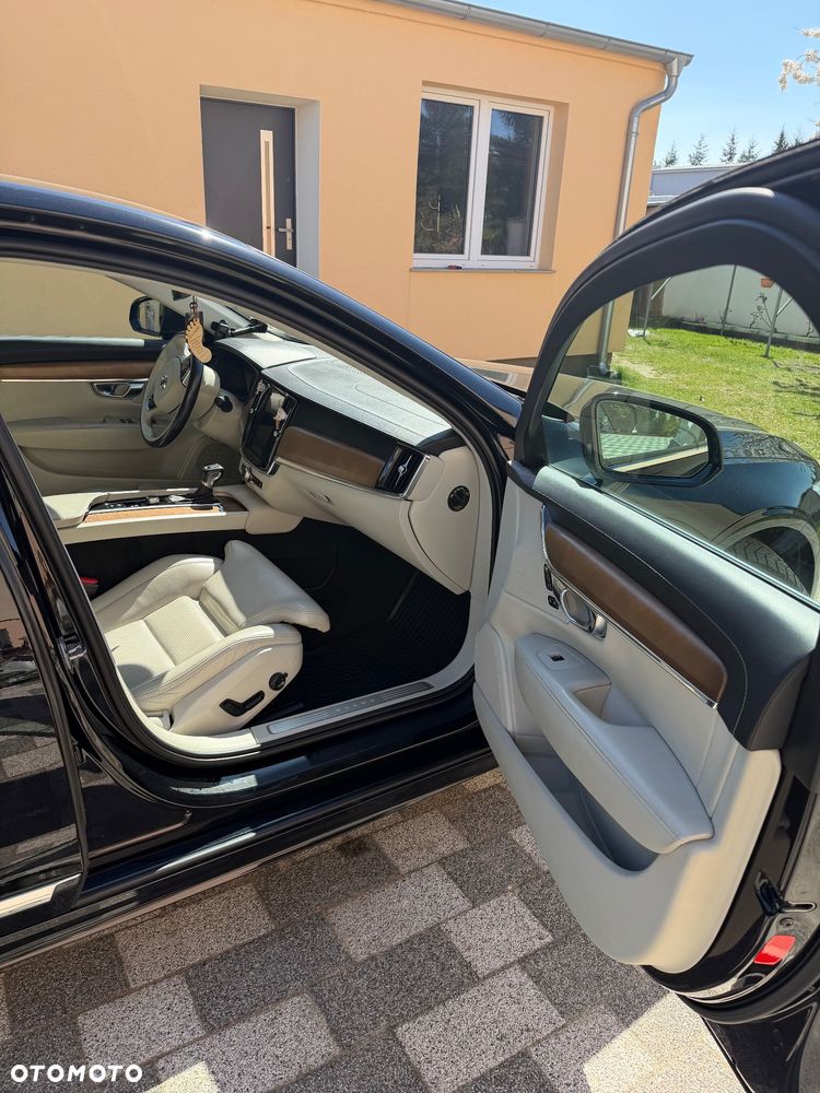 Volvo S90 D5 SCR AWD Momentum Pro - 9