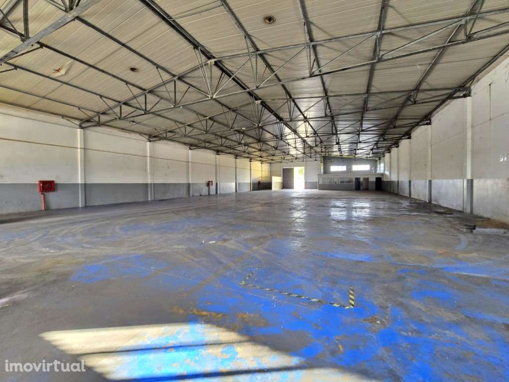 Armazéns na Cidade da Maia - Grande imagem: 2/8