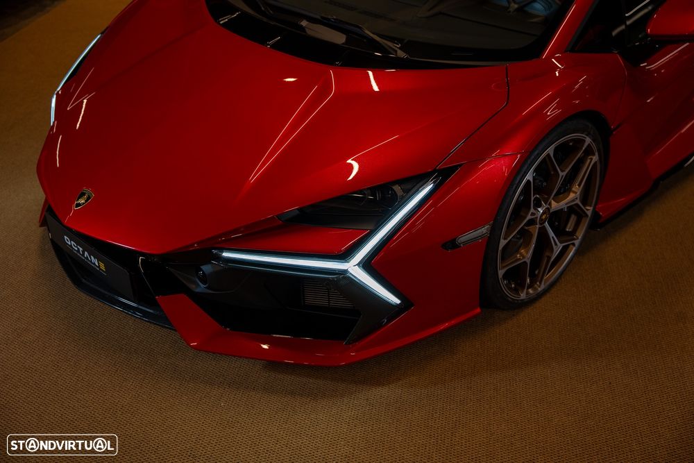 Lamborghini Revuelto 6.5 V12 - 7