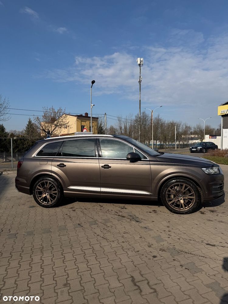 Audi Q7 - 3
