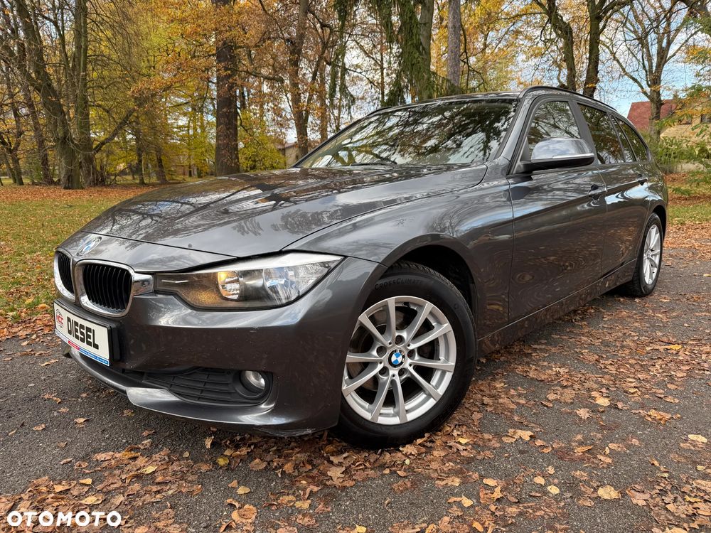 BMW Seria 3 318d DPF Touring Edition Exclusive - 1