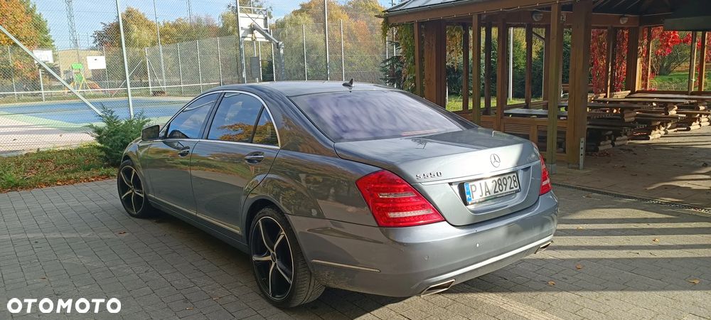 Mercedes-Benz S-Class 2009 photo 4
