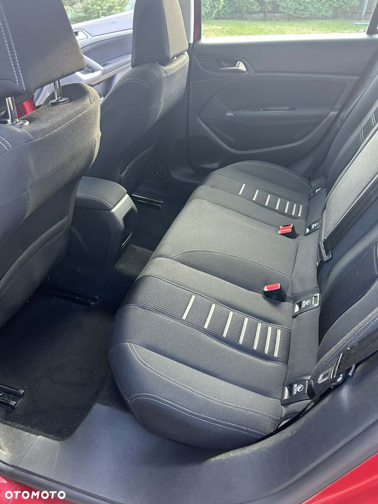 Peugeot 308 1.6 THP Allure - 16