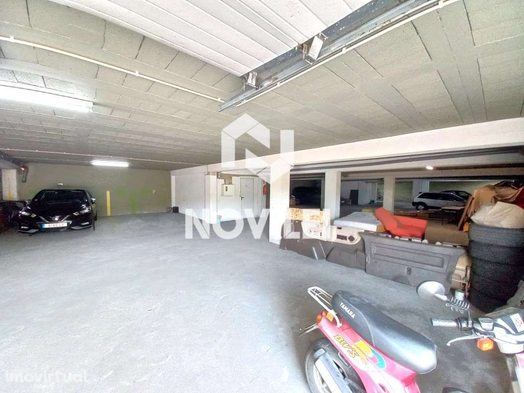 Garagem colectiva em Prédio residencial em Pataias - Grande imagem: 2/3