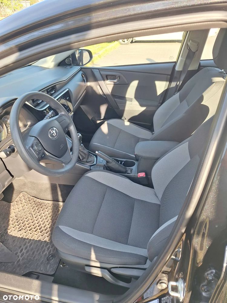 Toyota Auris 1.6 Active - 13