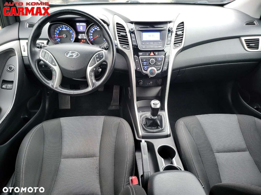 Hyundai i30 - 24