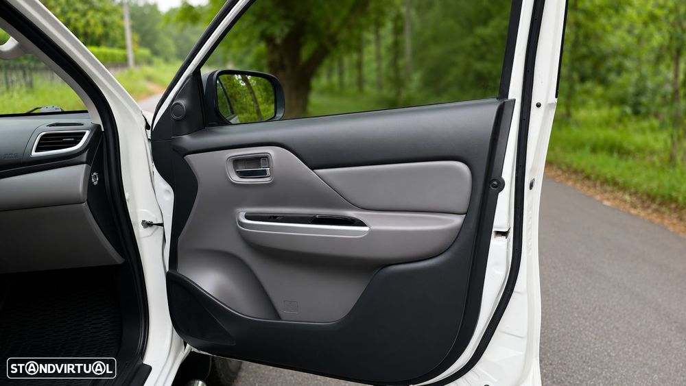 Mitsubishi L200 Pick Up 4x4 S&S Cabine Dupla Diamant Edition - 44