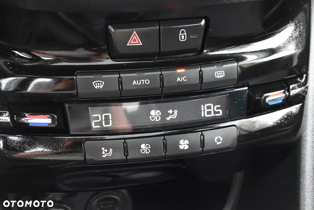 Peugeot 2008 120 VTI Active - 32
