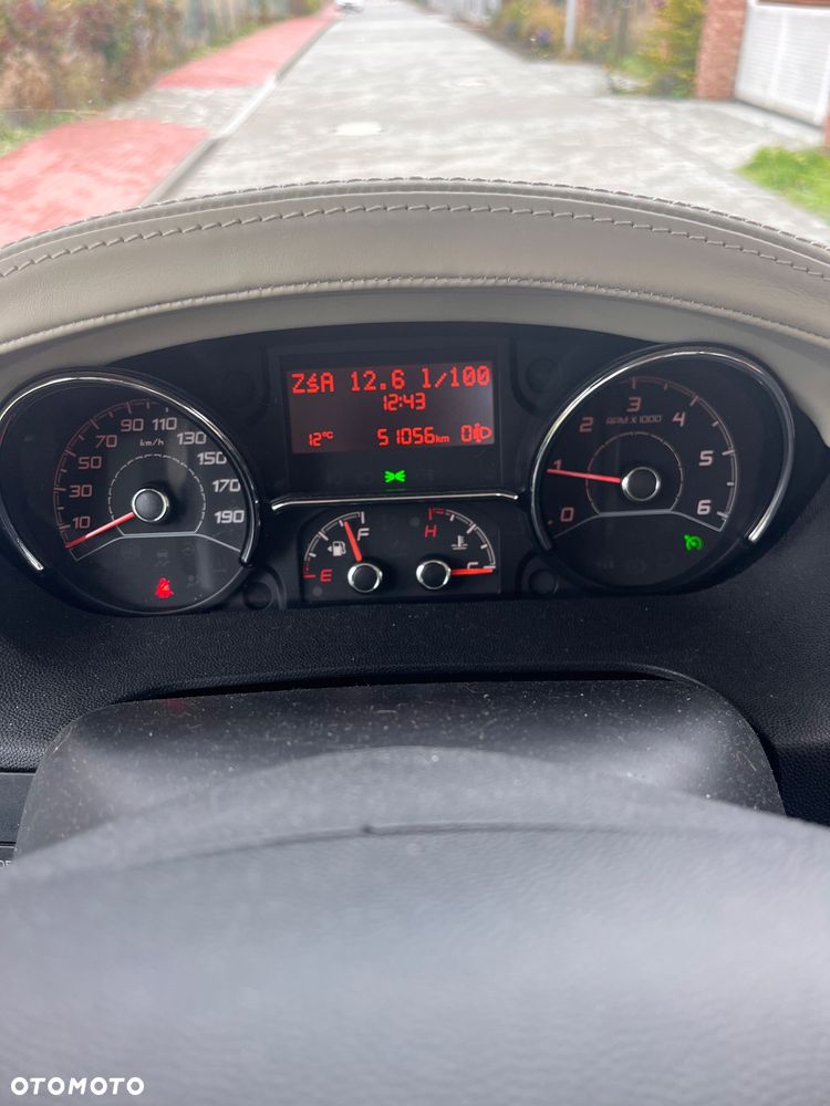 Eura Mobil 650 HS - 16