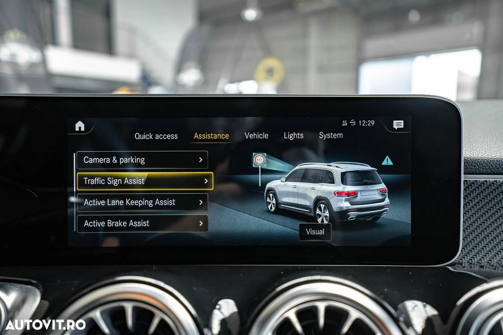 Mercedes-Benz GLB 250 4MATIC Aut. - 8