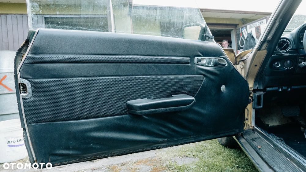 Mercedes-Benz SLC - 26